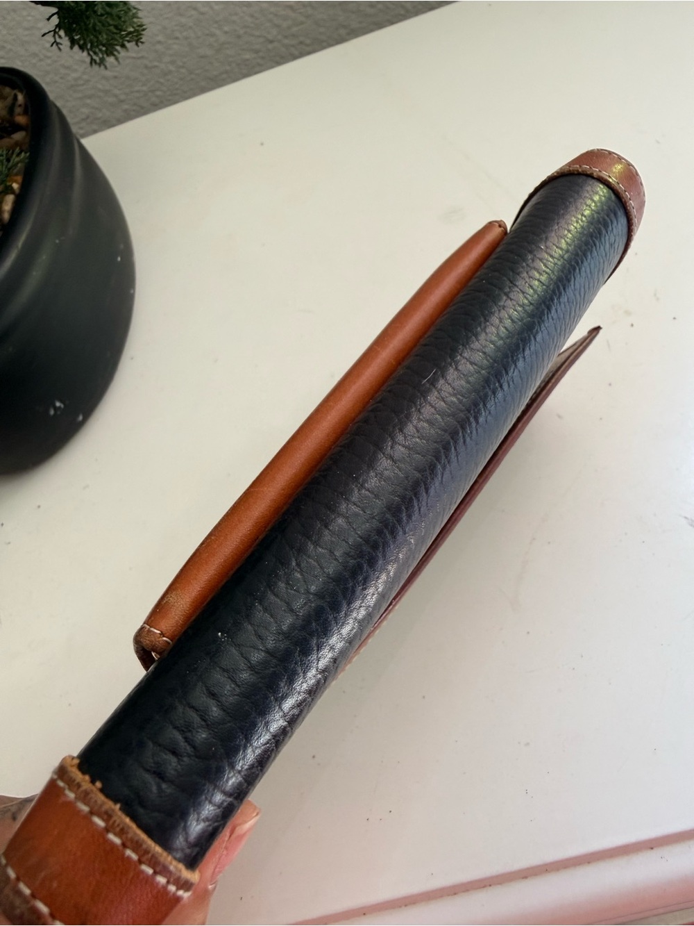 Dooney & Bourke Vintage Black and Brown Pebbled Leather Clutch Wallet - Picture 11 of 11